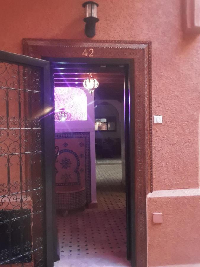 Un Riad Pour Se Divertir En Famille & Se Detendre Marrakesh Exterior foto